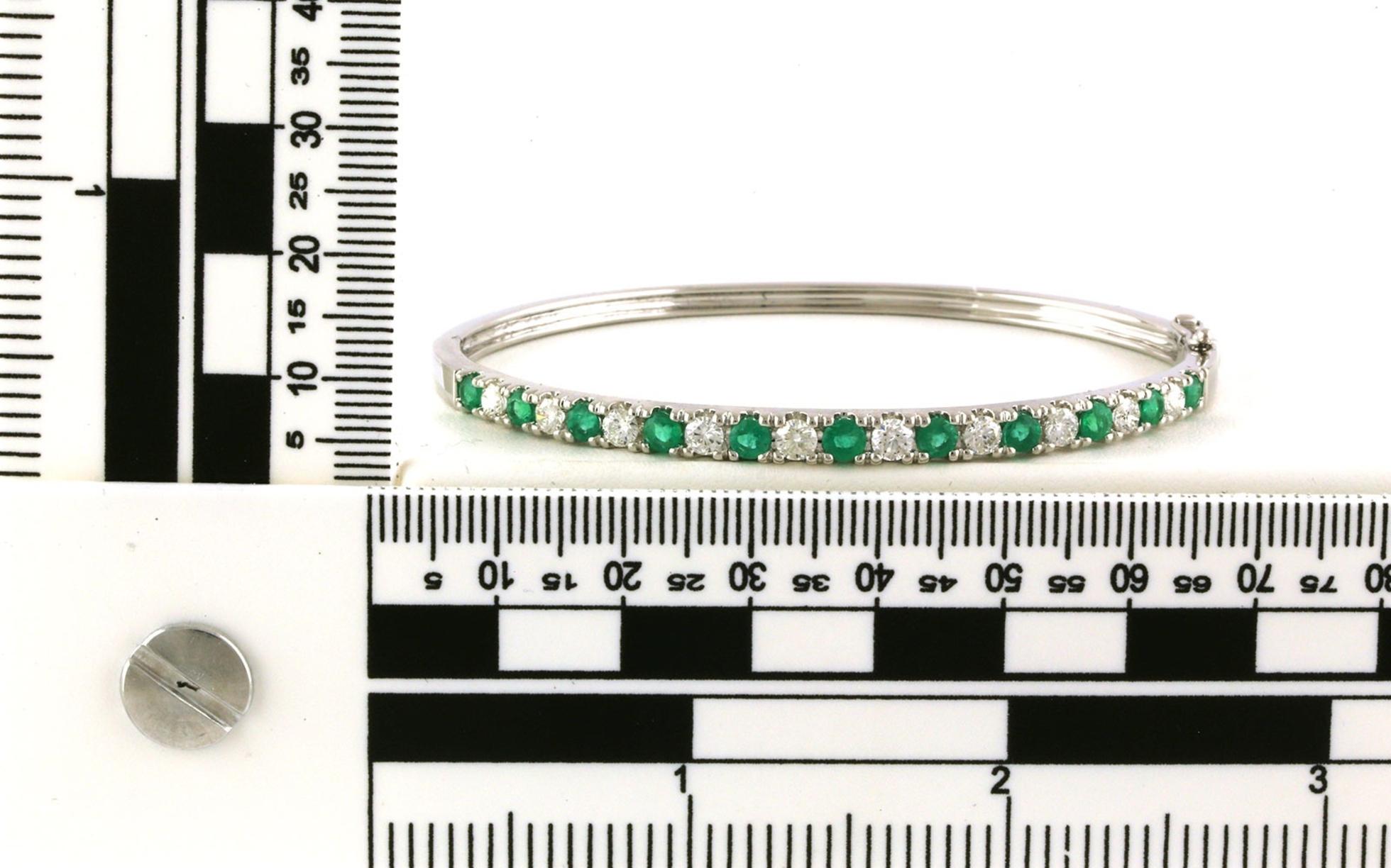 Alternating Emerald and Diamond Hinged Bangle Bracelet in White Gold (2.57cts TWT)