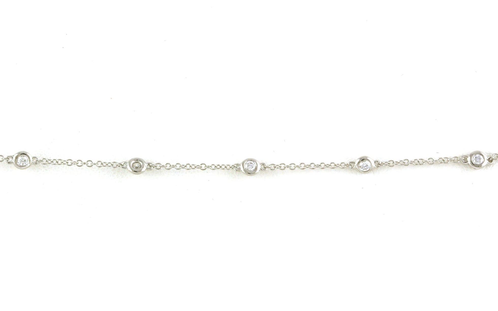 7-Stone Bezel-set Diamond Station Bracelet in White Gold (0.15cts TWT)