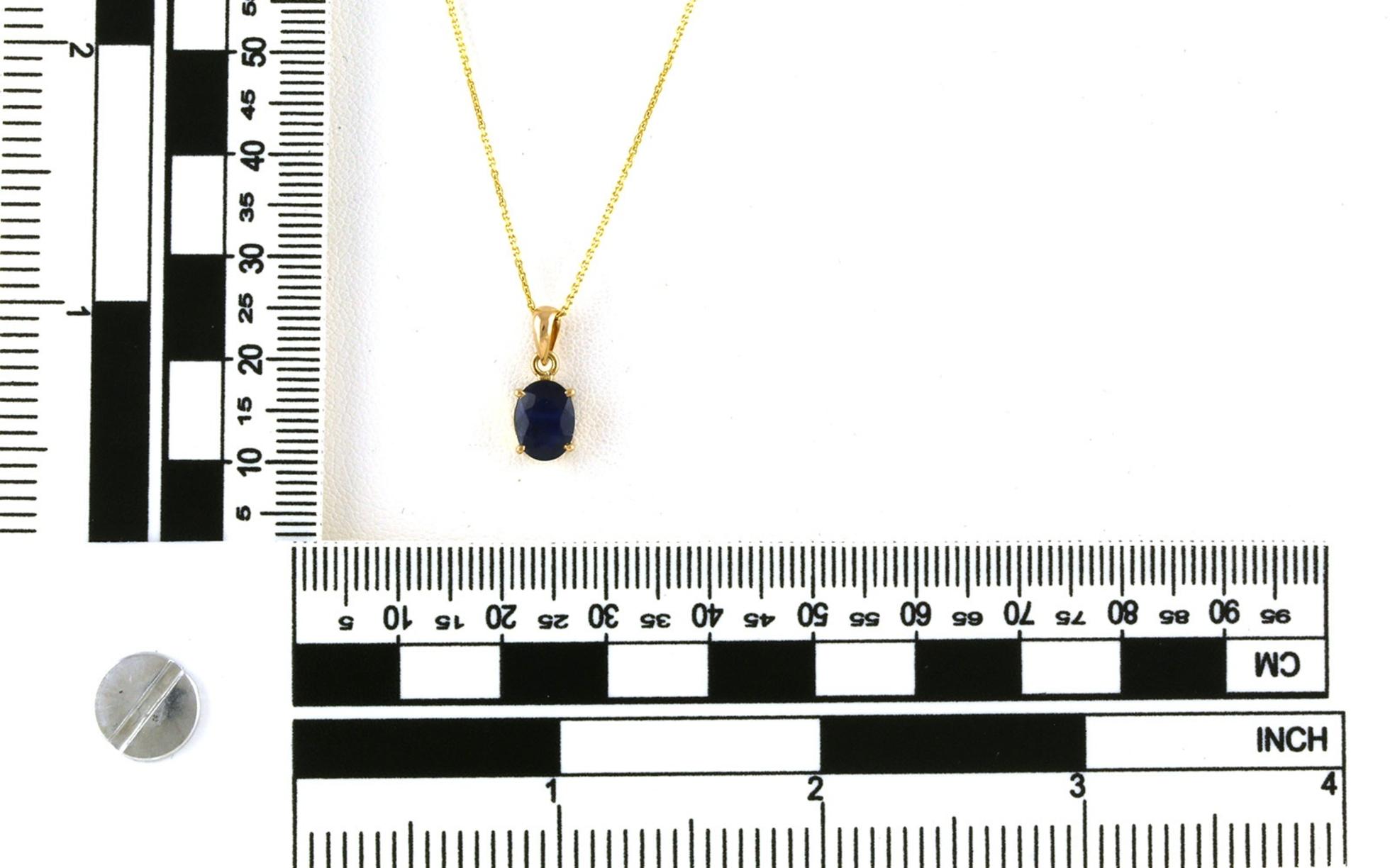 Estate Piece: Solitaire Oval-cut Sapphire Necklace in Yellow Gold (1.00cts TWT) scale