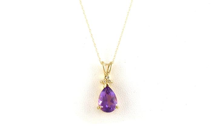 content/products/Estate Piece: Pear-cut Amethyst and 3-Stone Diamond Cluster Necklace in Yellow Gold (1.73cts TWT)