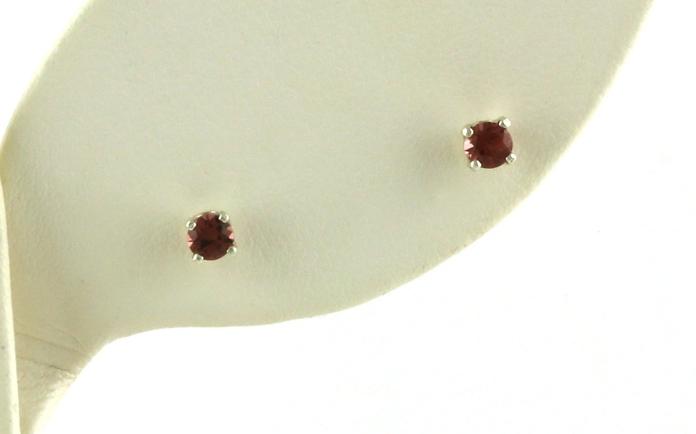 content/products/Montana Garnet Stud Earrings in 4-Prong Settings in Sterling Silver (3.00mm)