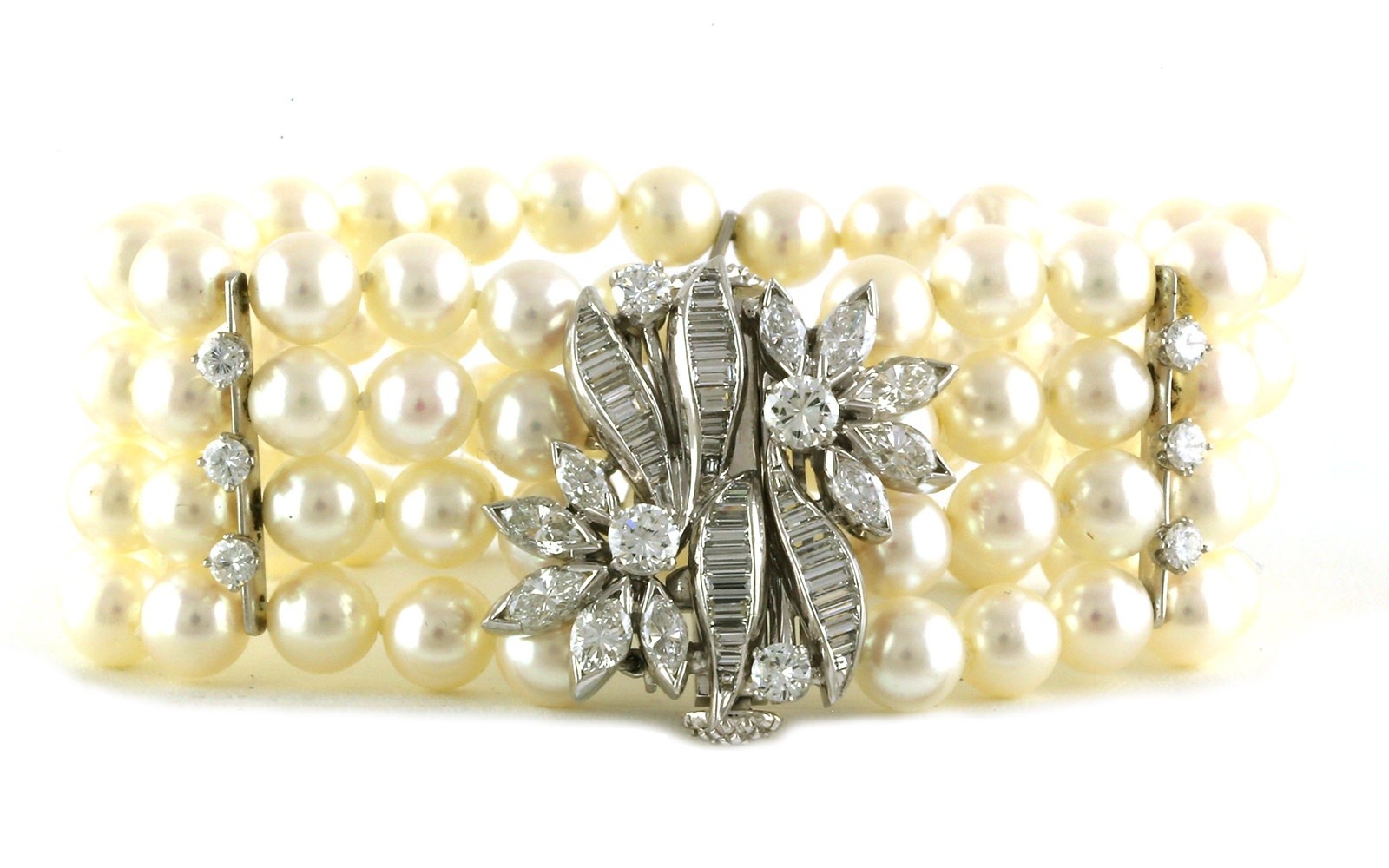 Estate Piece: 4-Strand Pearl and Diamond Bracelet with Floral Diamond Clasp in White Gold (1.00cts TWT)
