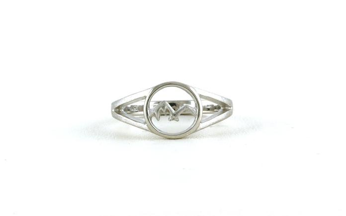 content/products/Circle Mountain Ridgeline Ring with Split Shank in Sterling Silver