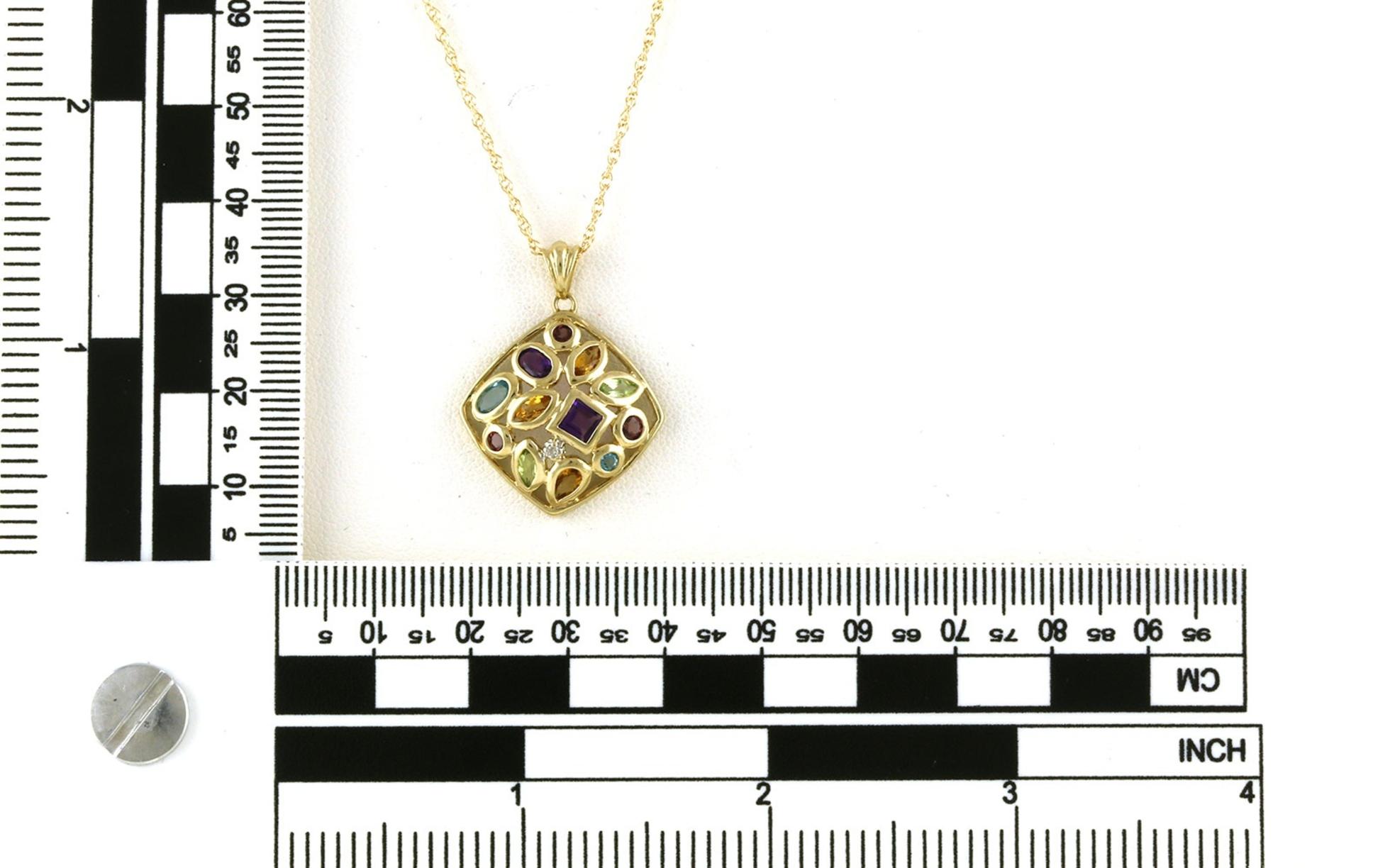 Estate Piece: Bezel-Set Various Gem Stones Cluster Necklace in Yellow Gold  - scale