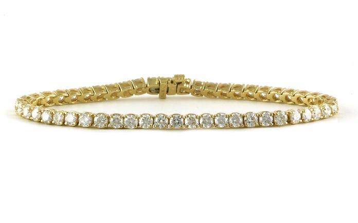 content/products/4-Prong Diamond Tennis Bracelet in Yellow Gold (7.00cts TWT)