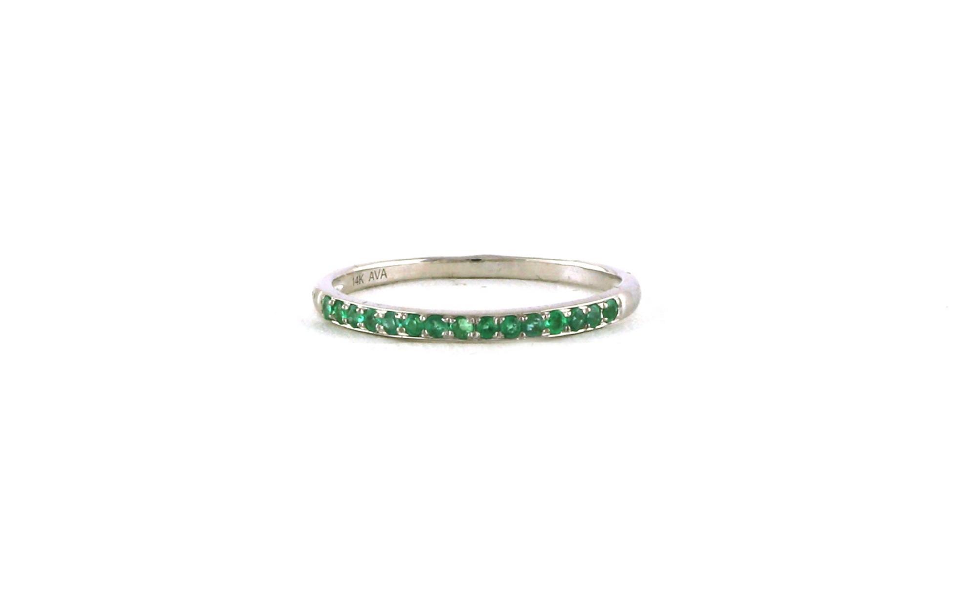 15-Stone Emerald Ring in White Gold (0.18cts TWT)