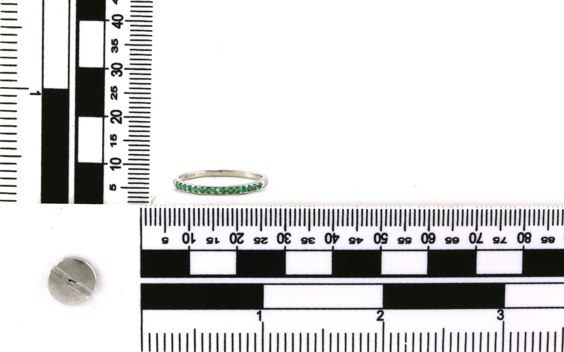 15-Stone Emerald Ring in White Gold (0.18cts TWT) scale