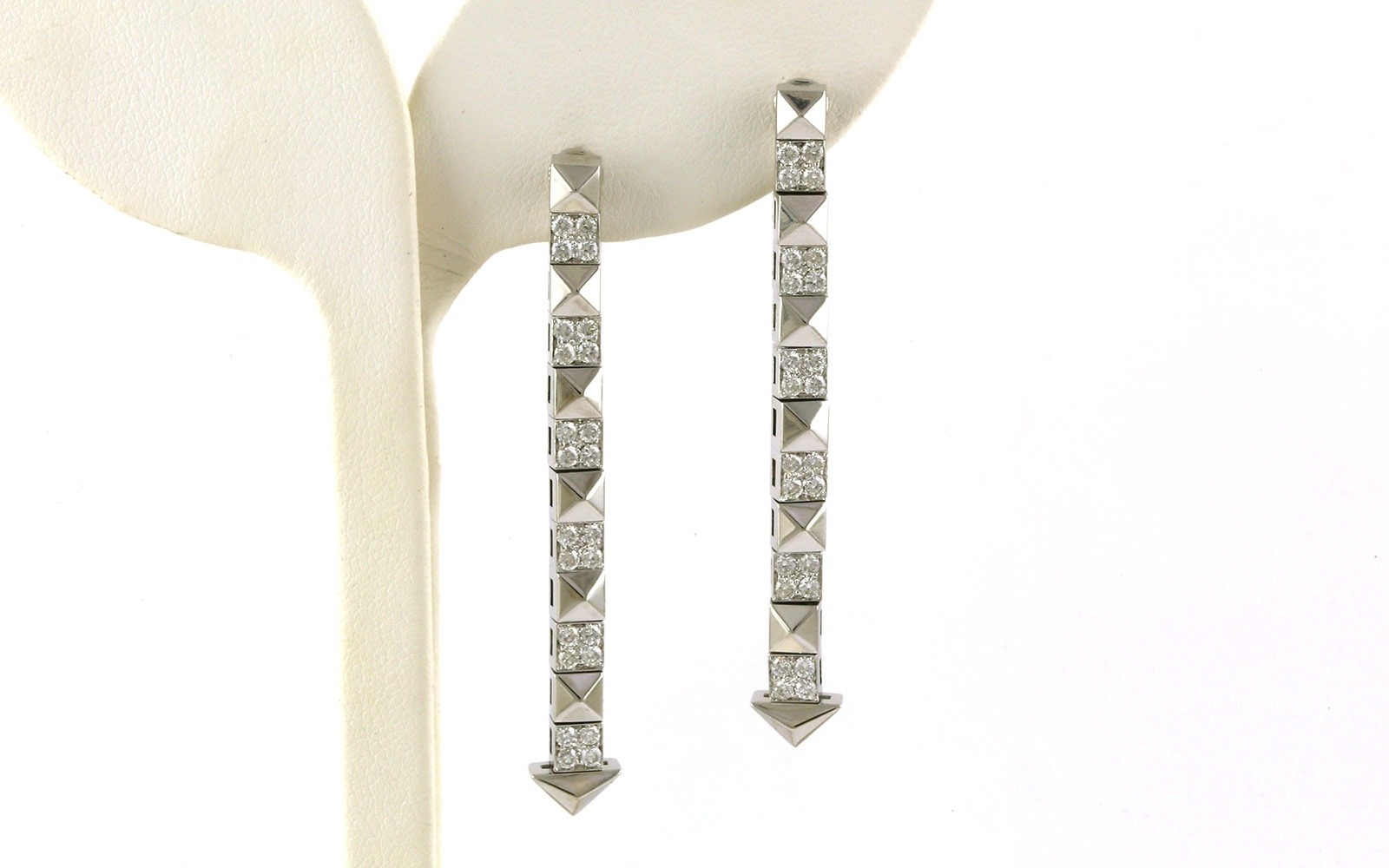 Estate Piece: Officina Bernardi "Enigma" Dangle Earrings with Diamond in White Gold (1.00cts TWT)