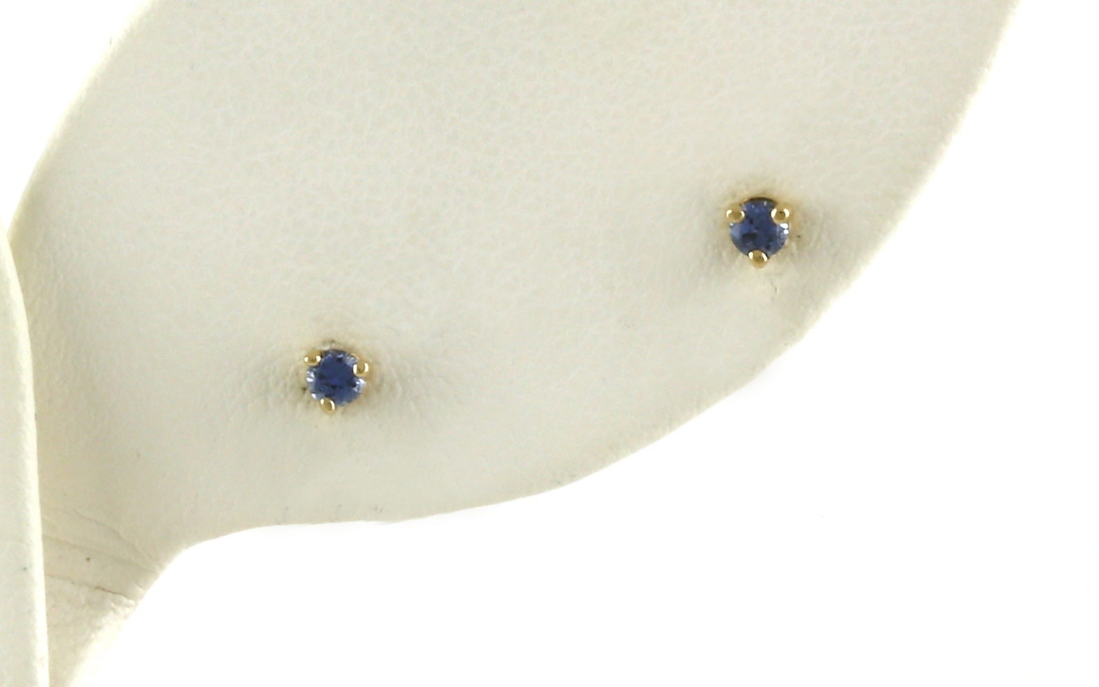 Montana Yogo Sapphire Stud Earrings in 3-Prong Basket Setting in Yellow Gold (0.12cts TWT)