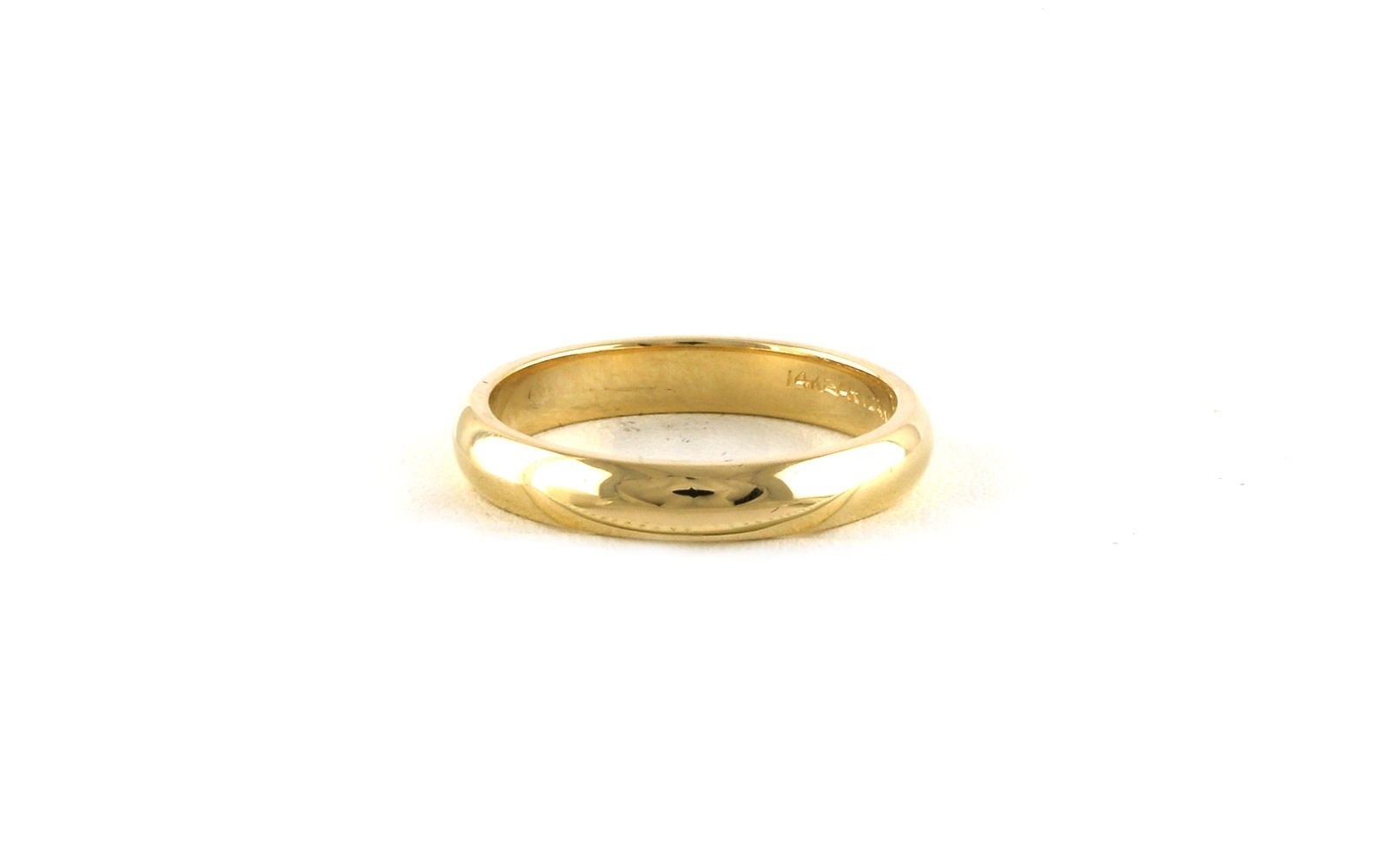 Estate Piece: Half Round Men's Wedding Band in Yellow Gold (3.9mm)