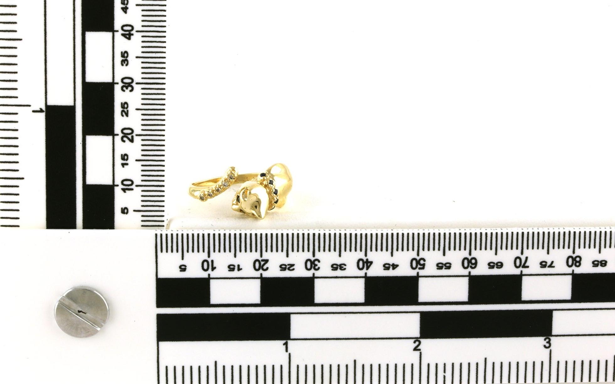 Estate Piece: Cat Diamond and Sapphire Bypass Ring in Yellow Gold (0.08cts TWT) scale