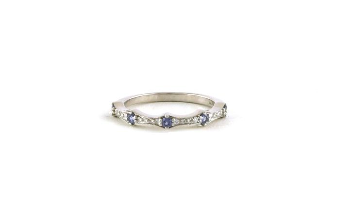content/products/Montana Yogo Sapphire Scalloped Band with Diamonds in White Gold (0.27twt)
