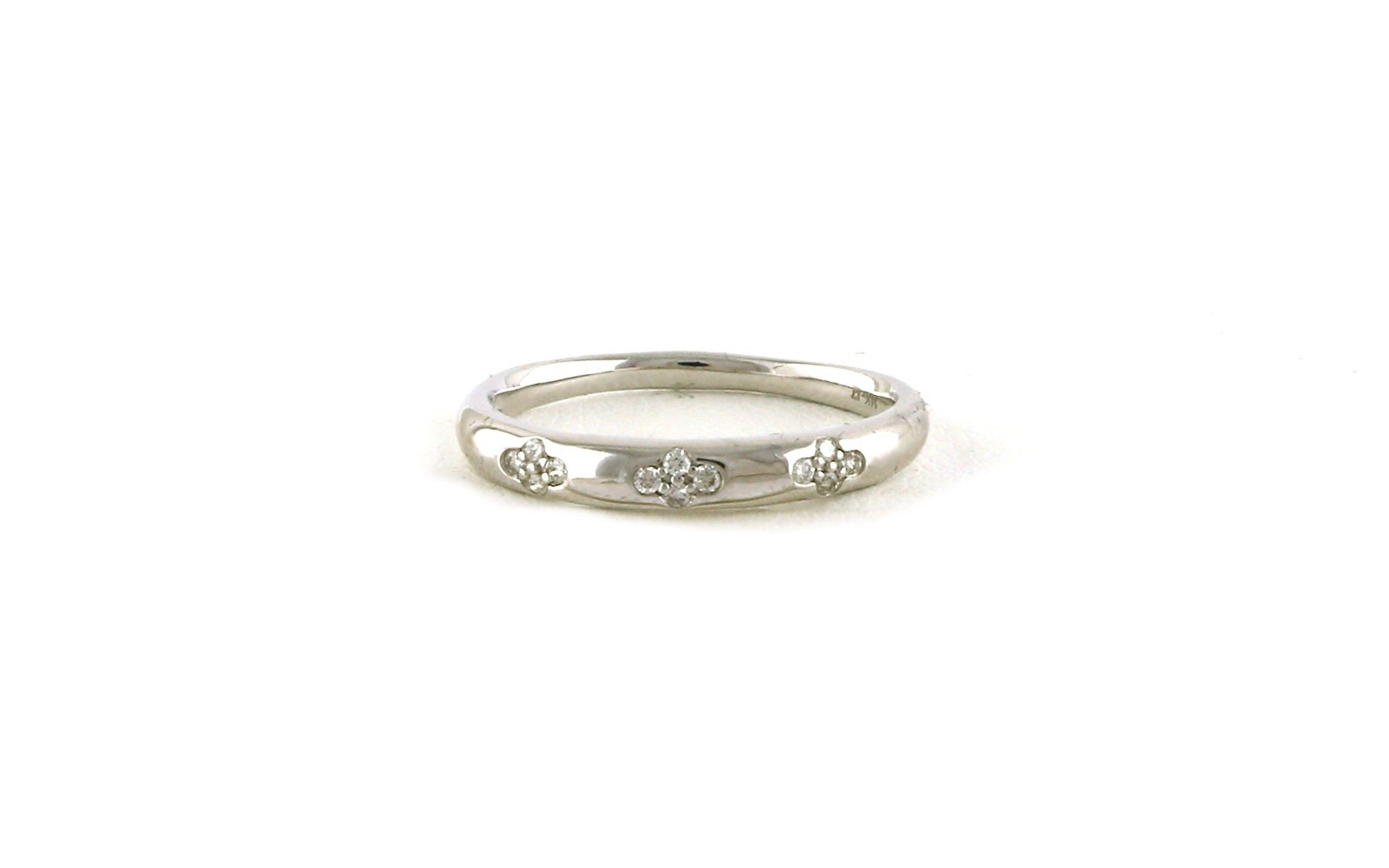 Cluster Flush-set Diamond Wedding Band in White Gold (0.08twt)