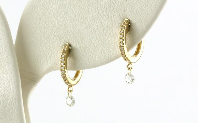 content/products/Hoop W/ Drop Diamond Earrings (0.23ctw TWT)
