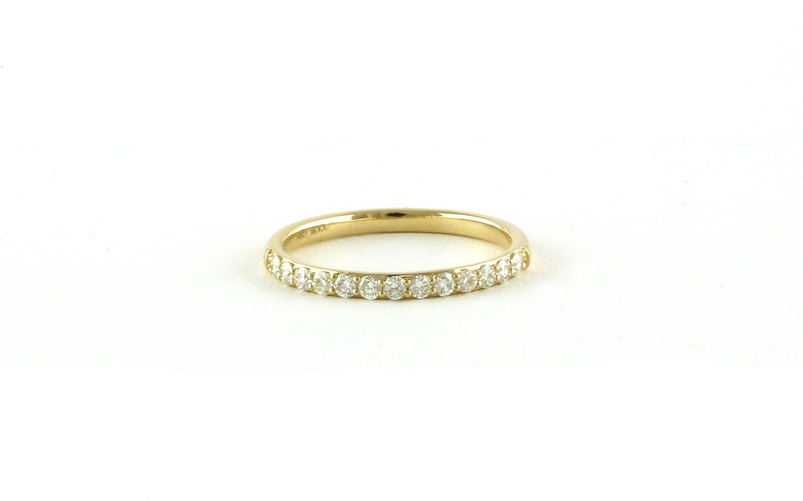 13-Stone Prong-Set Diamond Anniversary Wedding Band in Yellow Gold (0.33ctw TWT)
