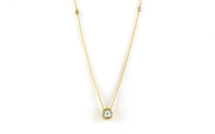 content/products/Illusion-Set Diamond Pendant with Diamond Stations in Yellow Gold (0.10ctw TWT)