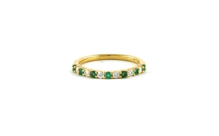 content/products/Emerald and Diamond 13-Stone Share Prong Ring in Yellow Gold (0.47cts TWT)