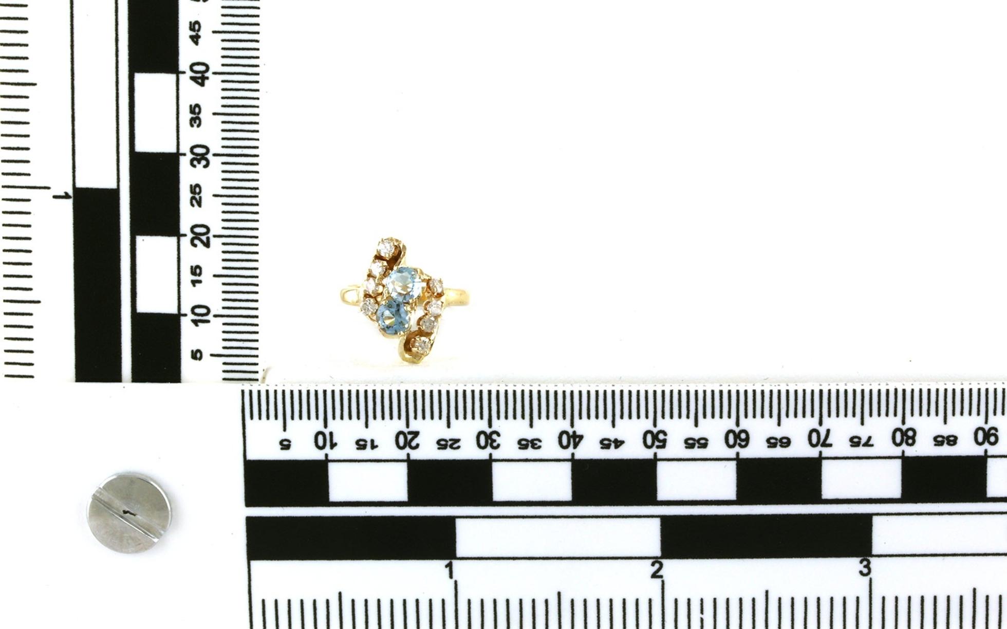 Estate Piece: Aquamarine and Diamond Swoop Cluster Ring in Yellow Gold (0.65cts TWT) - Scale