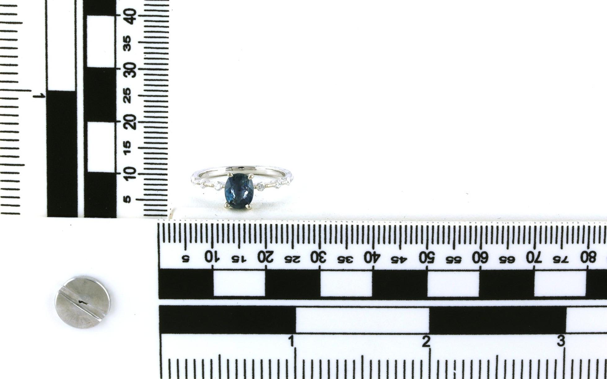 Montana Sapphire and Diamond Hand Engraved Ring in White Gold (1.43cts TWT) scale
