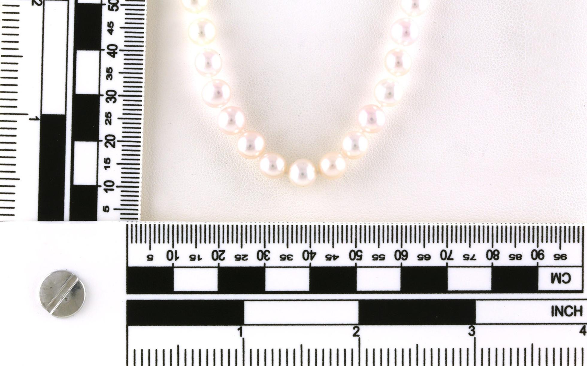 Estate Piece: Fresh Water Pearl Knotted Single Strand Necklace in Yellow Gold scale