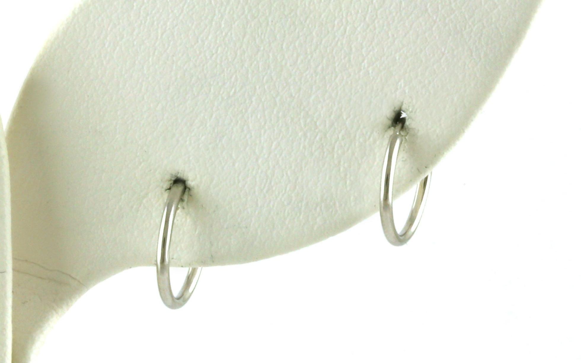 Endless Huggie Earrings in White Gold