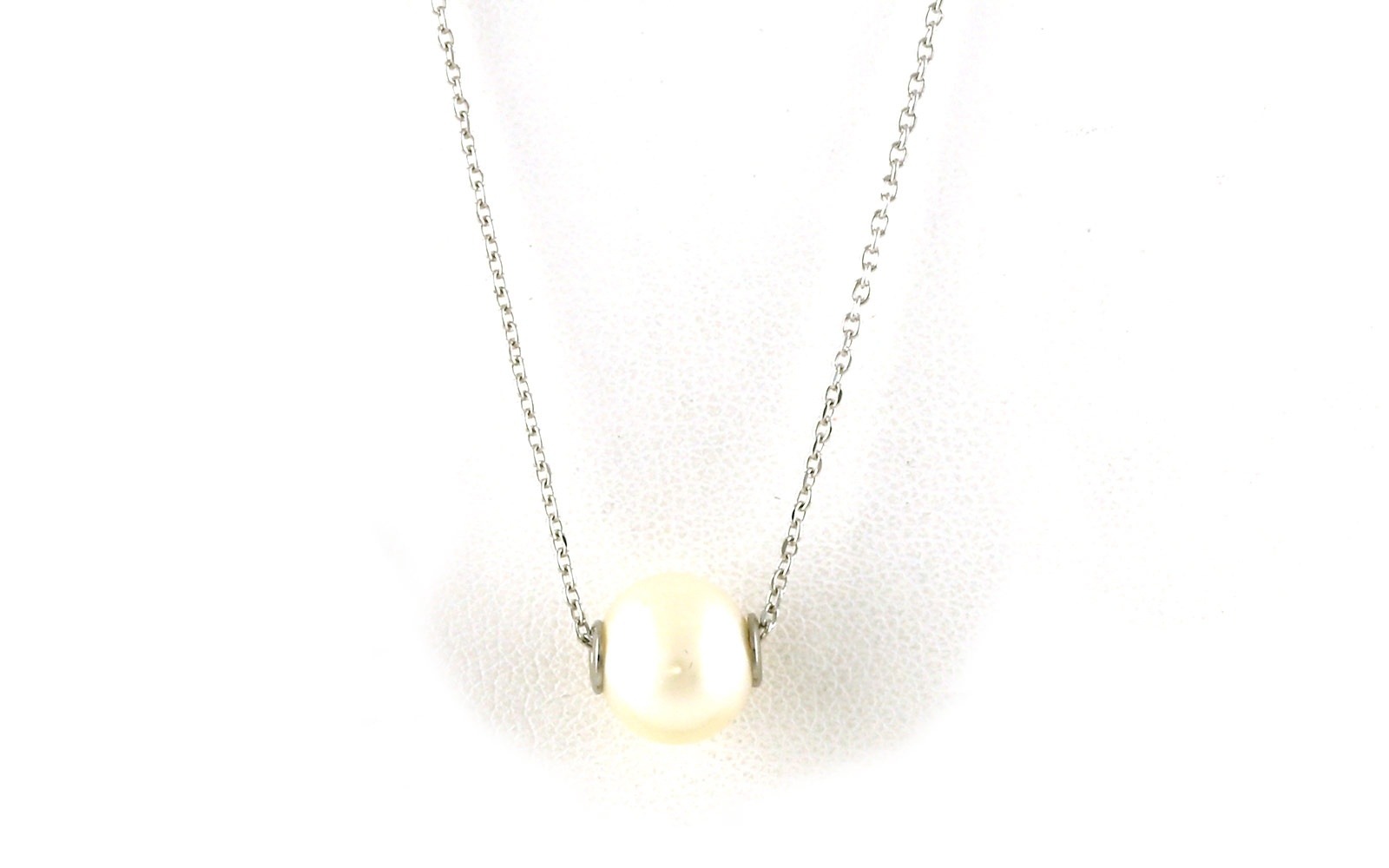 Solitaire-style Pearl Slide Necklace in Sterling Silver (7.00mm)