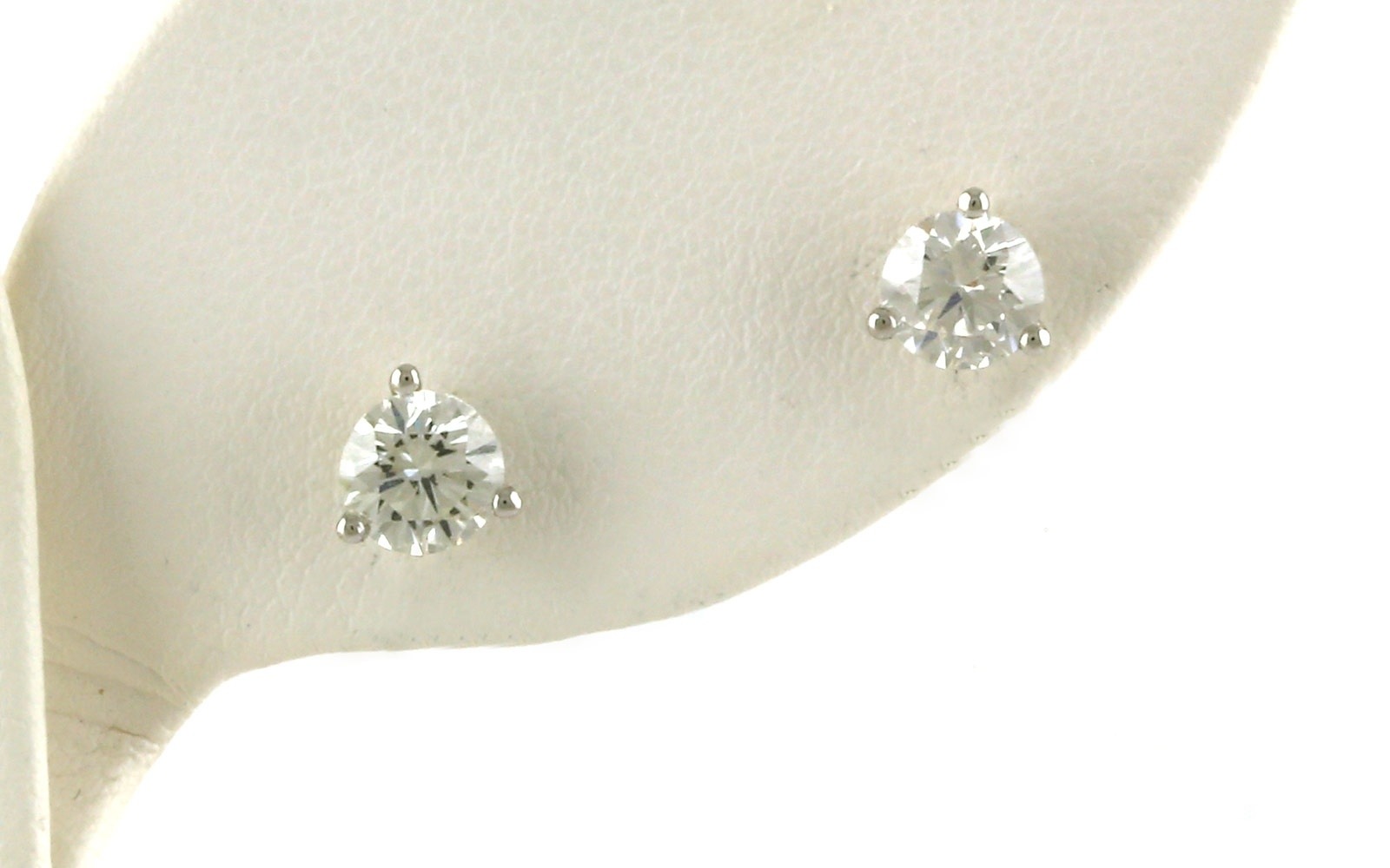 Diamond 3-Prong Martini-style Stud Earrings in White Gold (1.07cts TWT)