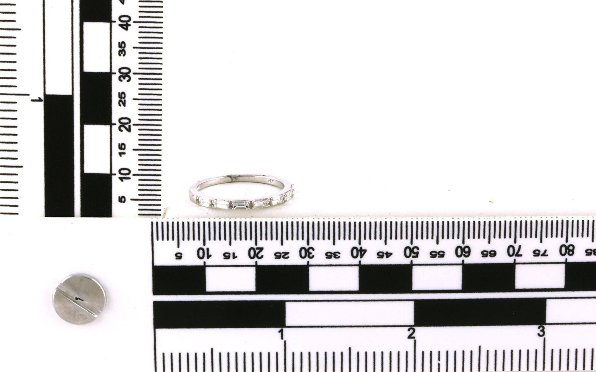 Diamond 7-Stone Baguette Ring in White Gold (0.38cts TWT) scale