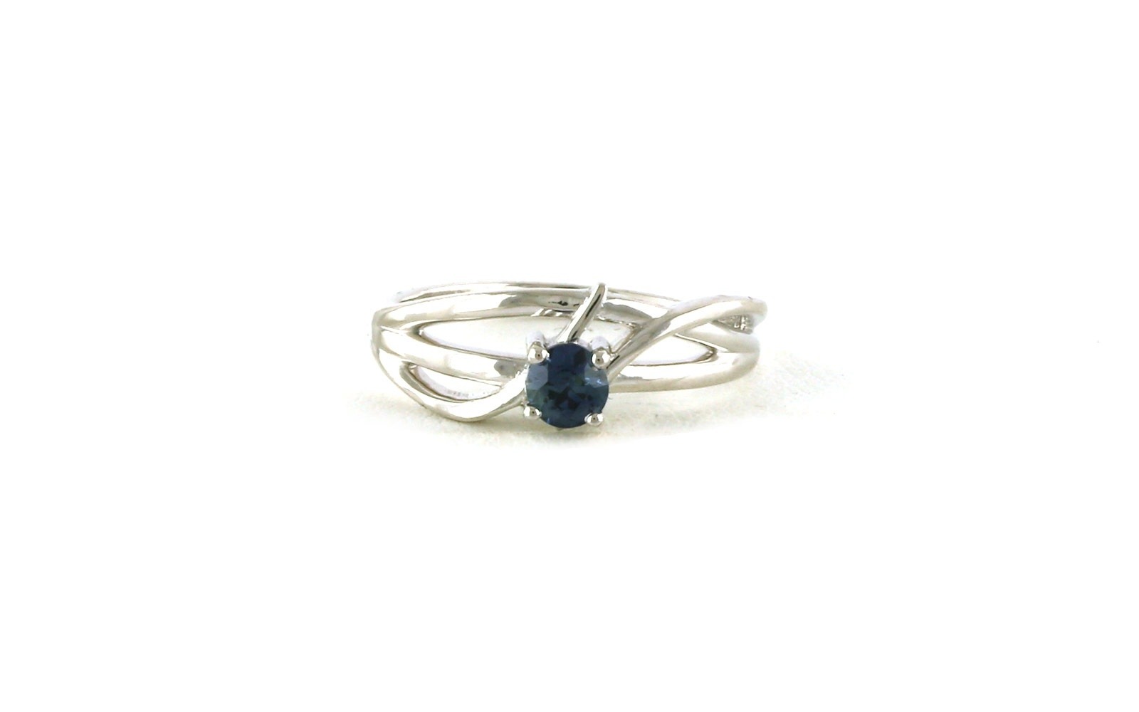 Montana Sapphire Criss-Cross Ring in Sterling Silver (0.20ct)