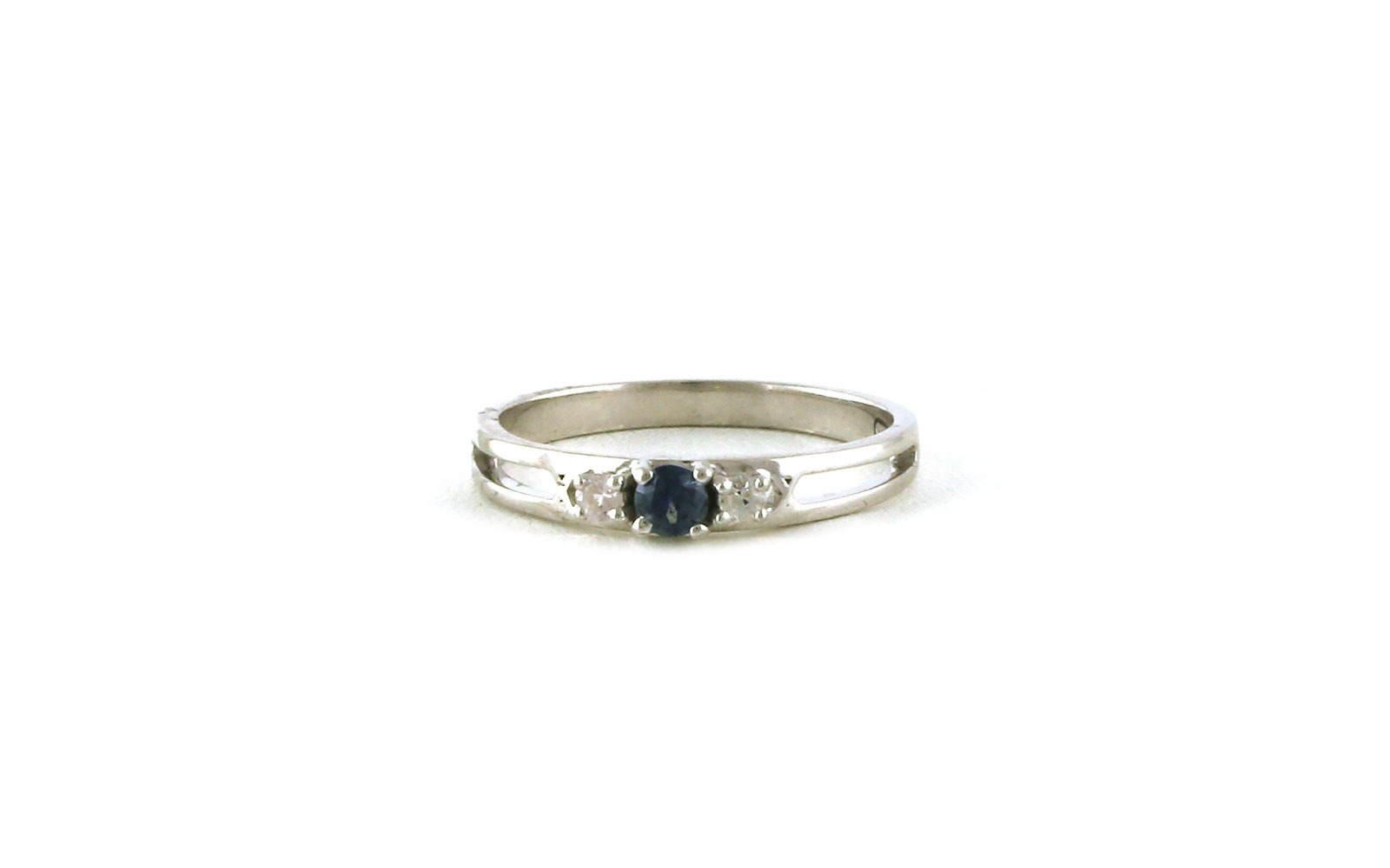 Montana Sapphire Dainty 3-Stone Ring in Sterling Silver (0.18cts TWT)