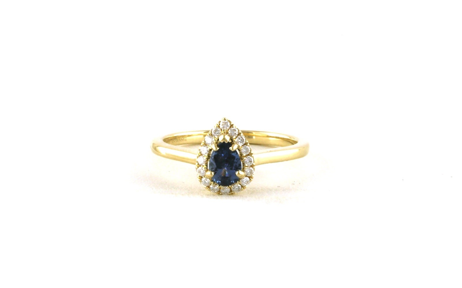 Montana Yogo Sapphire and Diamond Halo Ring in Yellow Gold (0.52cts TWT)