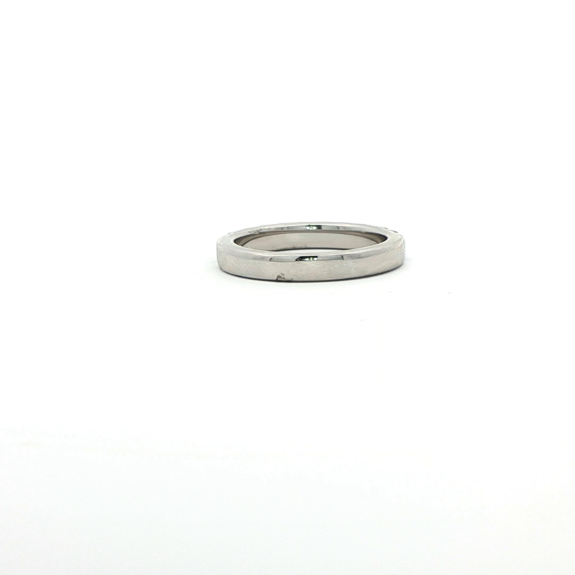 Montana Yogo Sapphire 11-Stone U-Cup Band in White Gold (0.75cts TWT) back