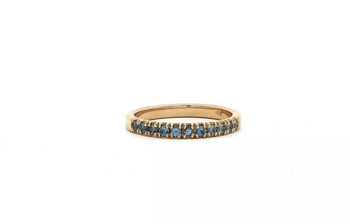 content/products/Montana Yogo Sapphire 11-Stone U-Cup Band in Yellow Gold (0.30cts TWT)