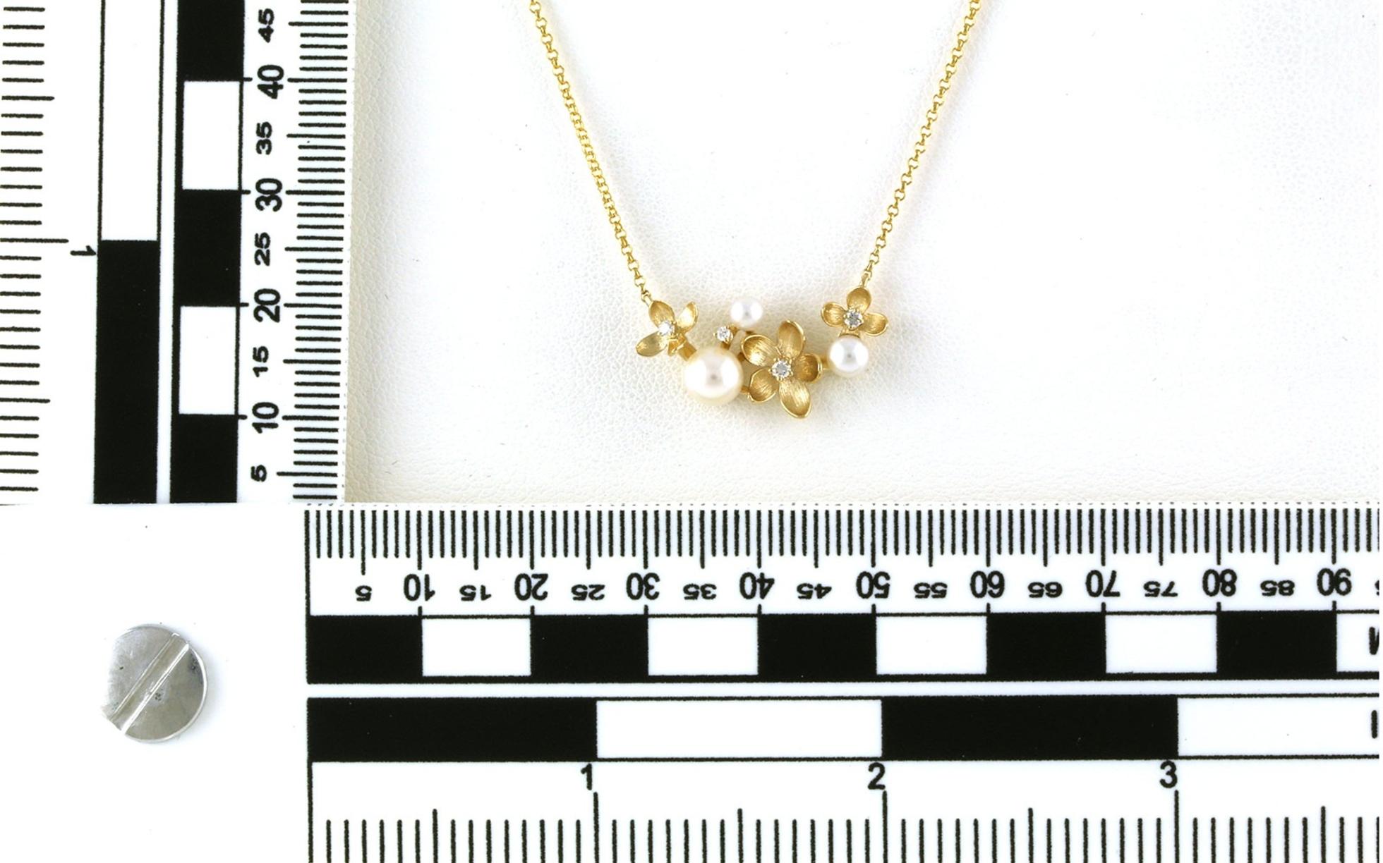 Floral Cluster Pearl and Diamond Fixed Chain Necklace in Yellow Gold (0.06cts TWT) scale