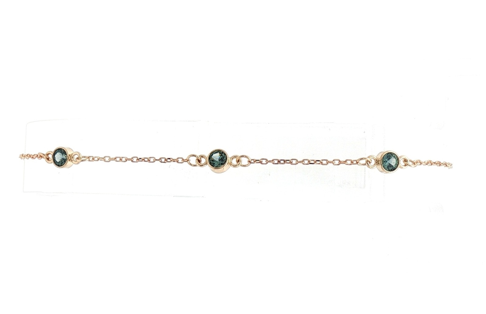 3-Bezel Station Montana Sapphire Bracelet in Yellow Gold (0.36cts TWT)
