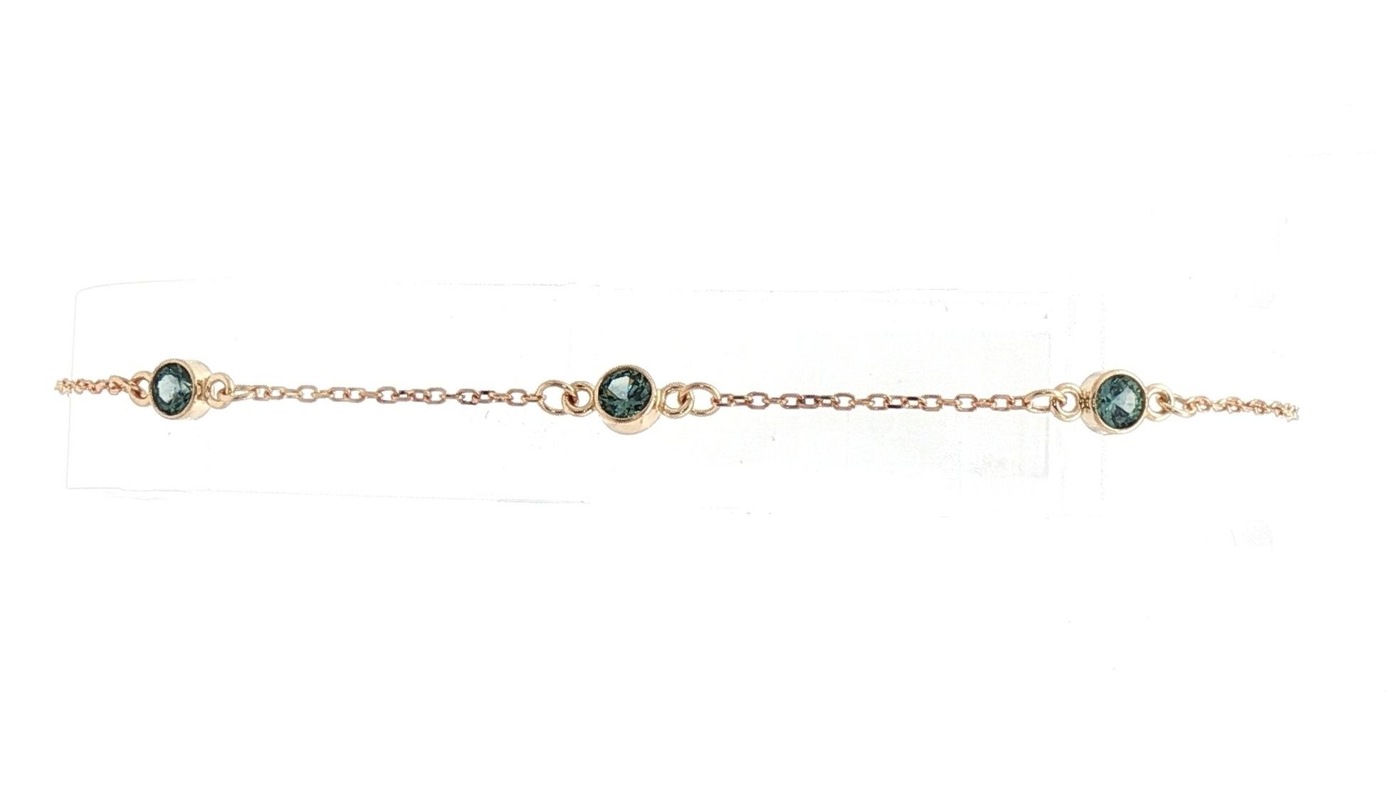 3-Bezel Station Montana Sapphire Bracelet in Yellow Gold (0.36cts TWT)