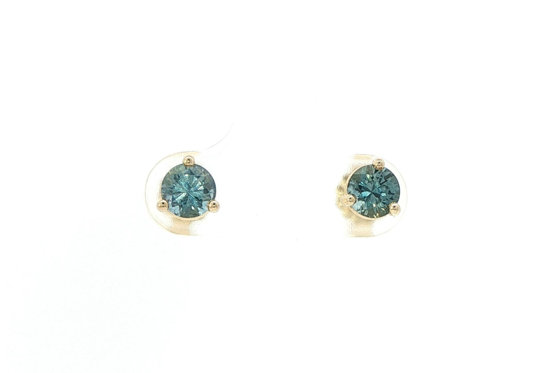 3-Prong Basket-Set Montana Sapphire Stud Earrings in Yellow Gold (1.18cts TWT)
