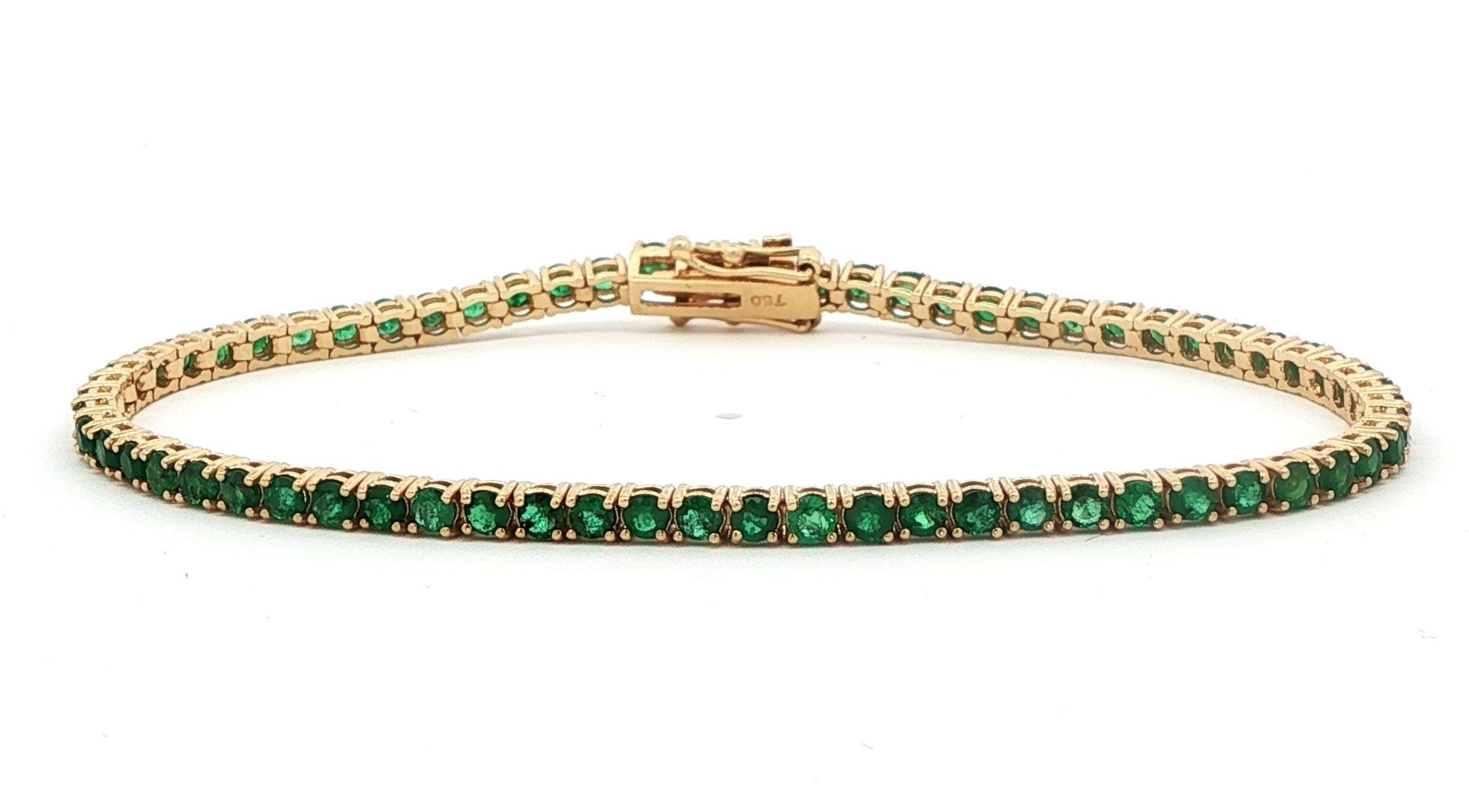 4-Prong Line Emerald Tennis Bracelet in Yellow Gold (3.80cts TWT)