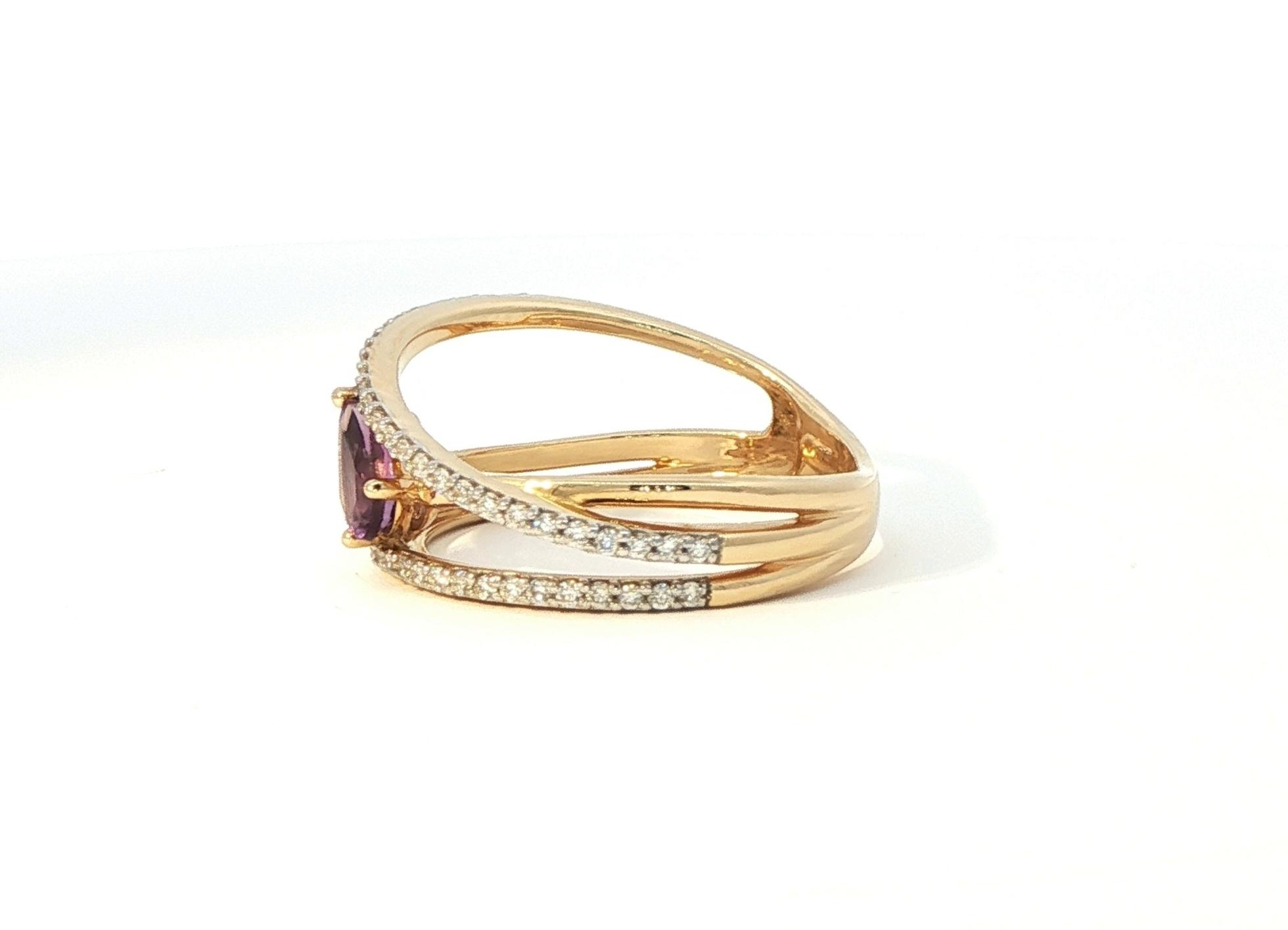 Wide Overlap Amethyst and Diamond Ring in Yellow Gold (0.66cts TWT) side