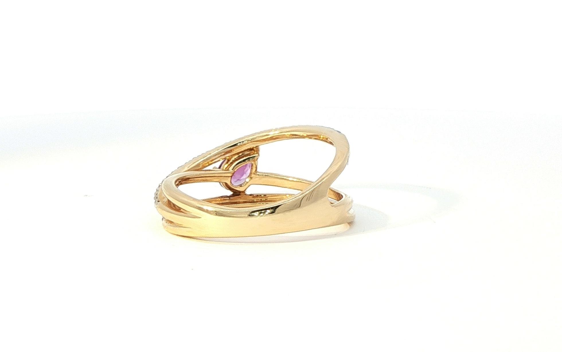 Wide Overlap Amethyst and Diamond Ring in Yellow Gold (0.66cts TWT) back