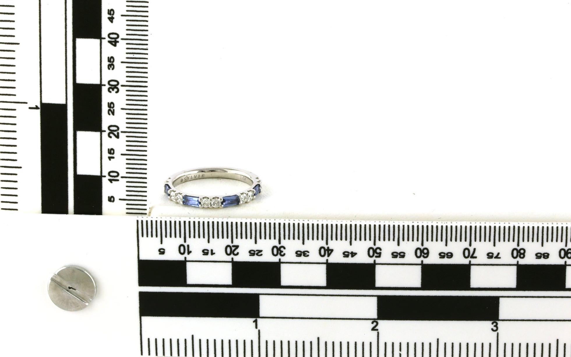 Alternating Montana Yogo Sapphire and Diamond Ring in White Gold (0.75cts TWT) scale