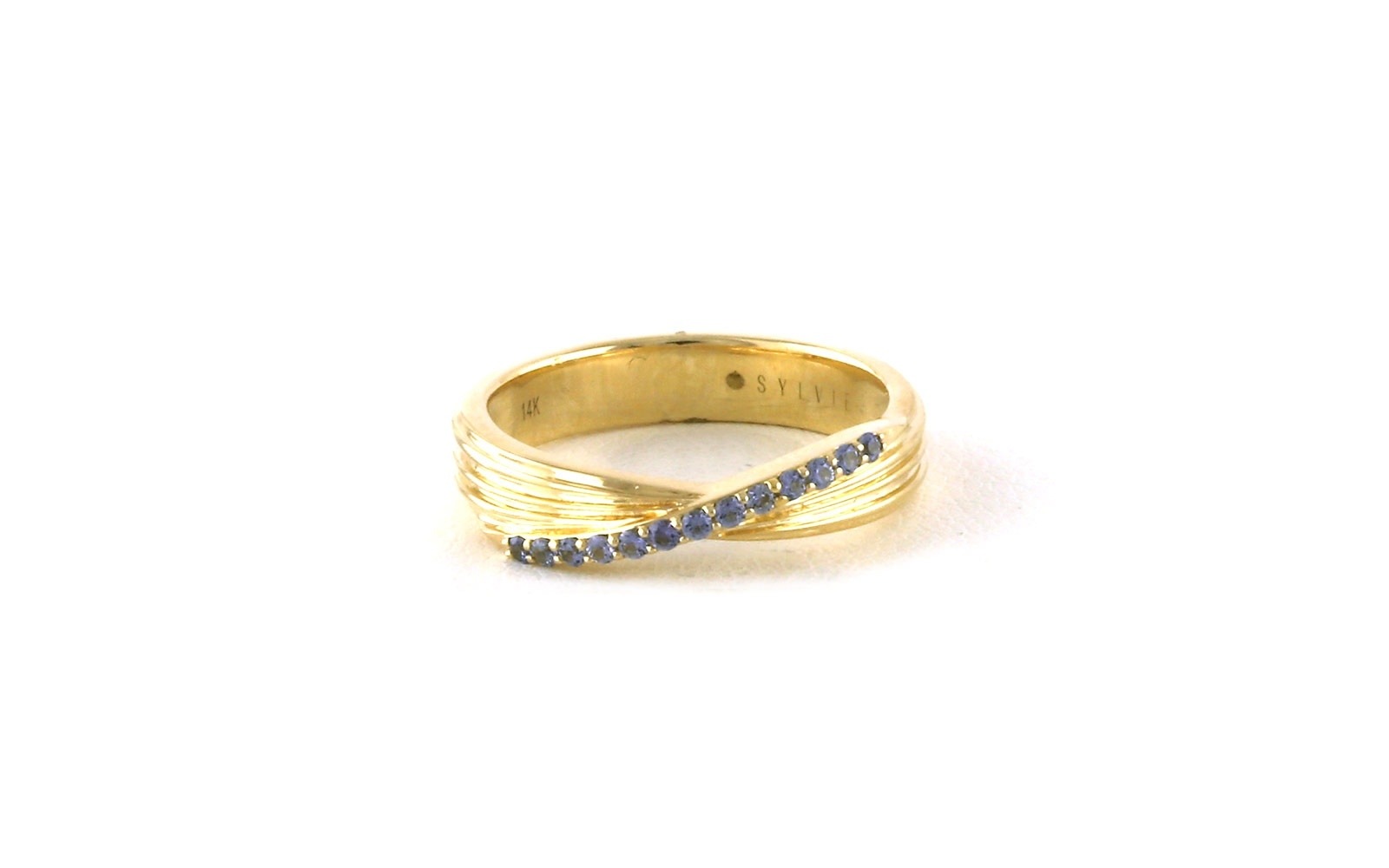 Overlap Textured Montana Yogo Sapphire Ring in Yellow Gold (0.08cts TWT)