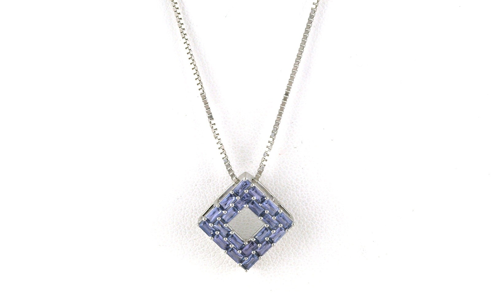 Kite-Set Square Montana Yogo Sapphire Necklace in White Gold (1.07cts TWT)