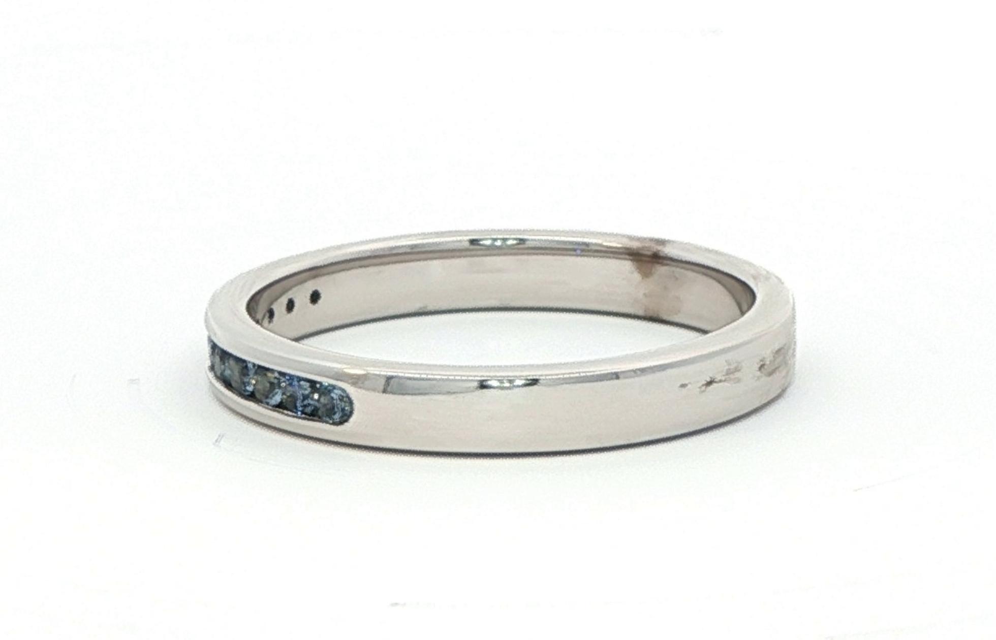 11-Stone Channel-Set Montana Yogo Sapphire Ring in White Gold (0.20cts TWT) side
