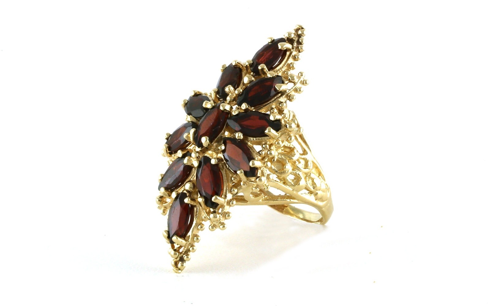 Estate Piece: Garnet Cluster Cocktail Ring in Yellow Gold (7.00cts TWT)