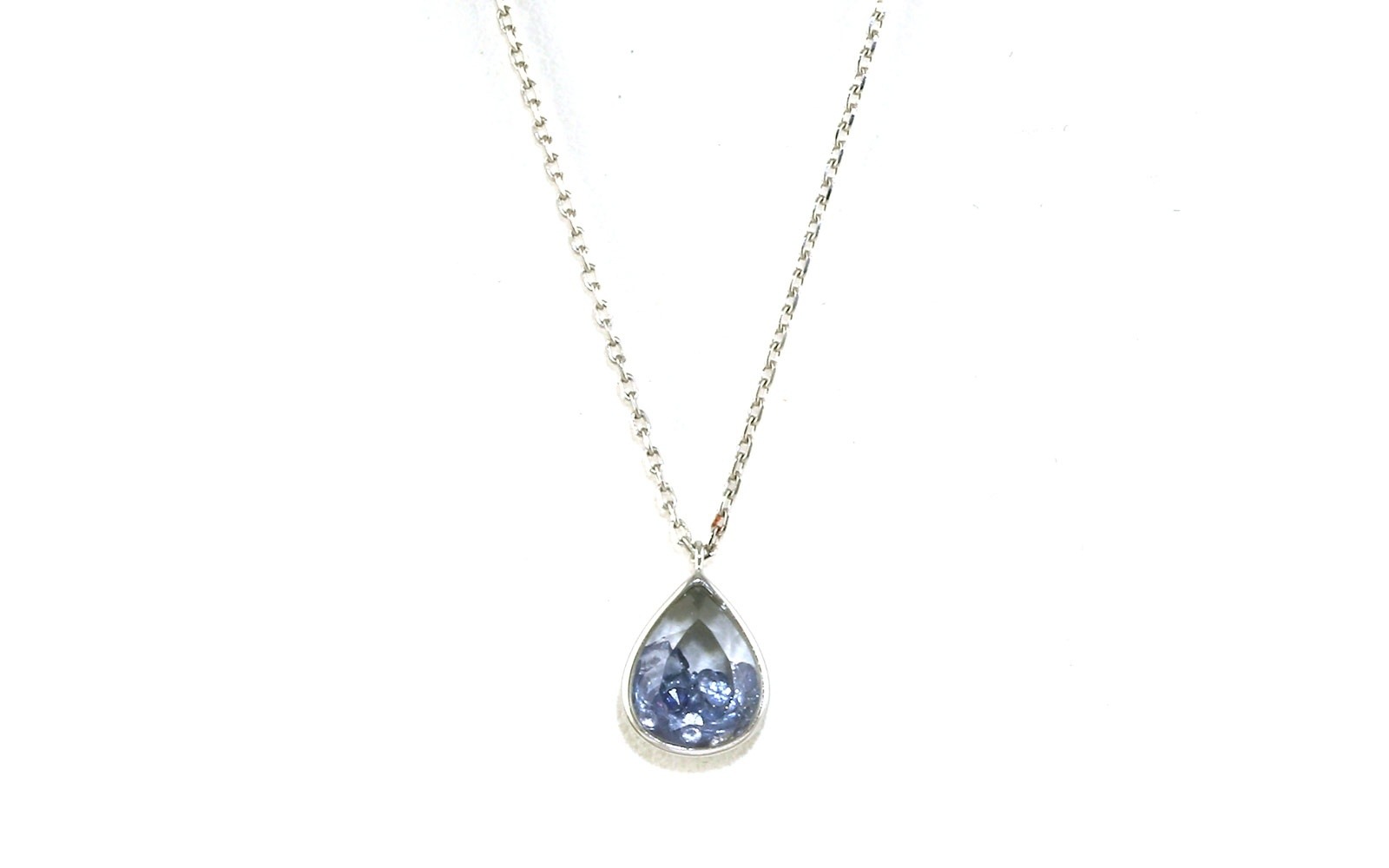 "Palmbeach" Montana Yogo Sapphire and Diamond Shaker Necklace in White Gold (1.43cts TWT)
