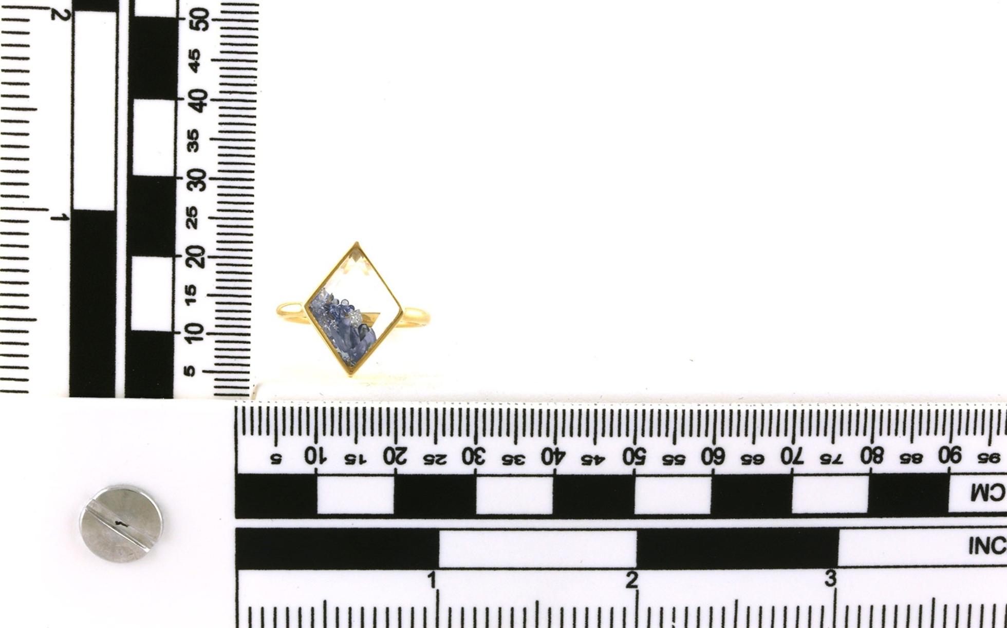 "Palmbeach" Montana Yogo Sapphire and Diamond Shaker Ring in Yellow Gold (0.87cts TWT) scale