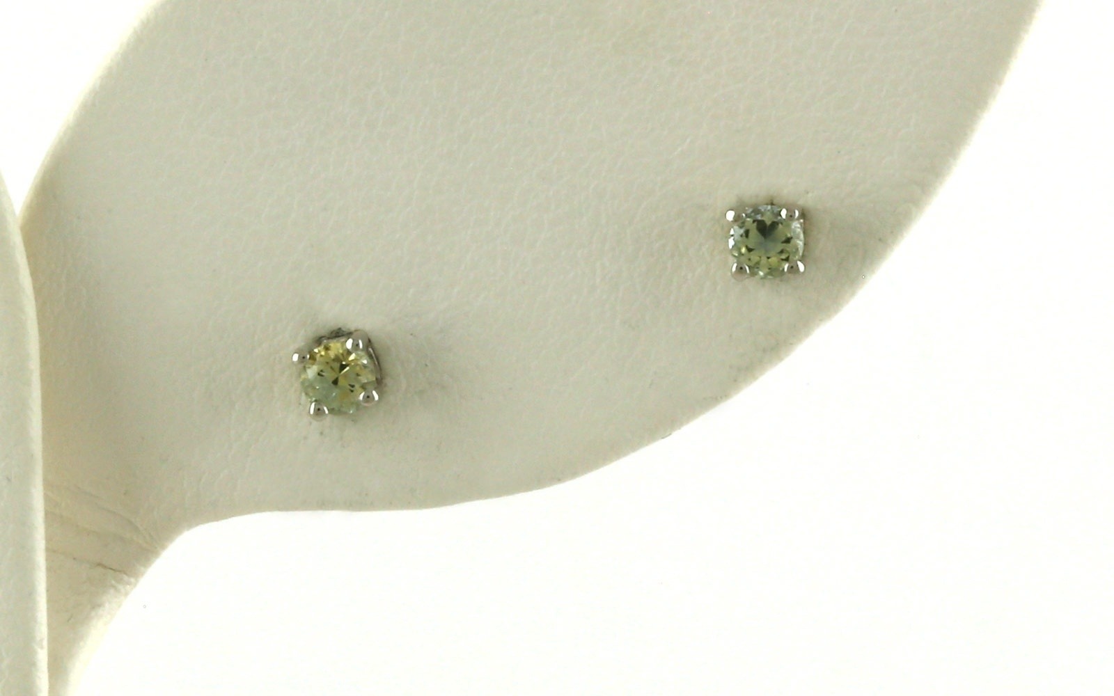 4-Prong Montana Sapphire Stud Earrings in Sterling Silver (0.25cts TWT)