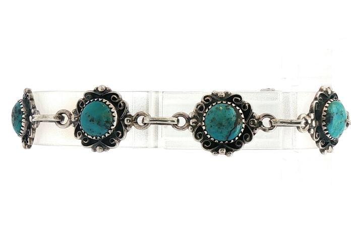 content/products/Estate Piece: Vintage-Style Turquoise Bracelet with Sterling Silver