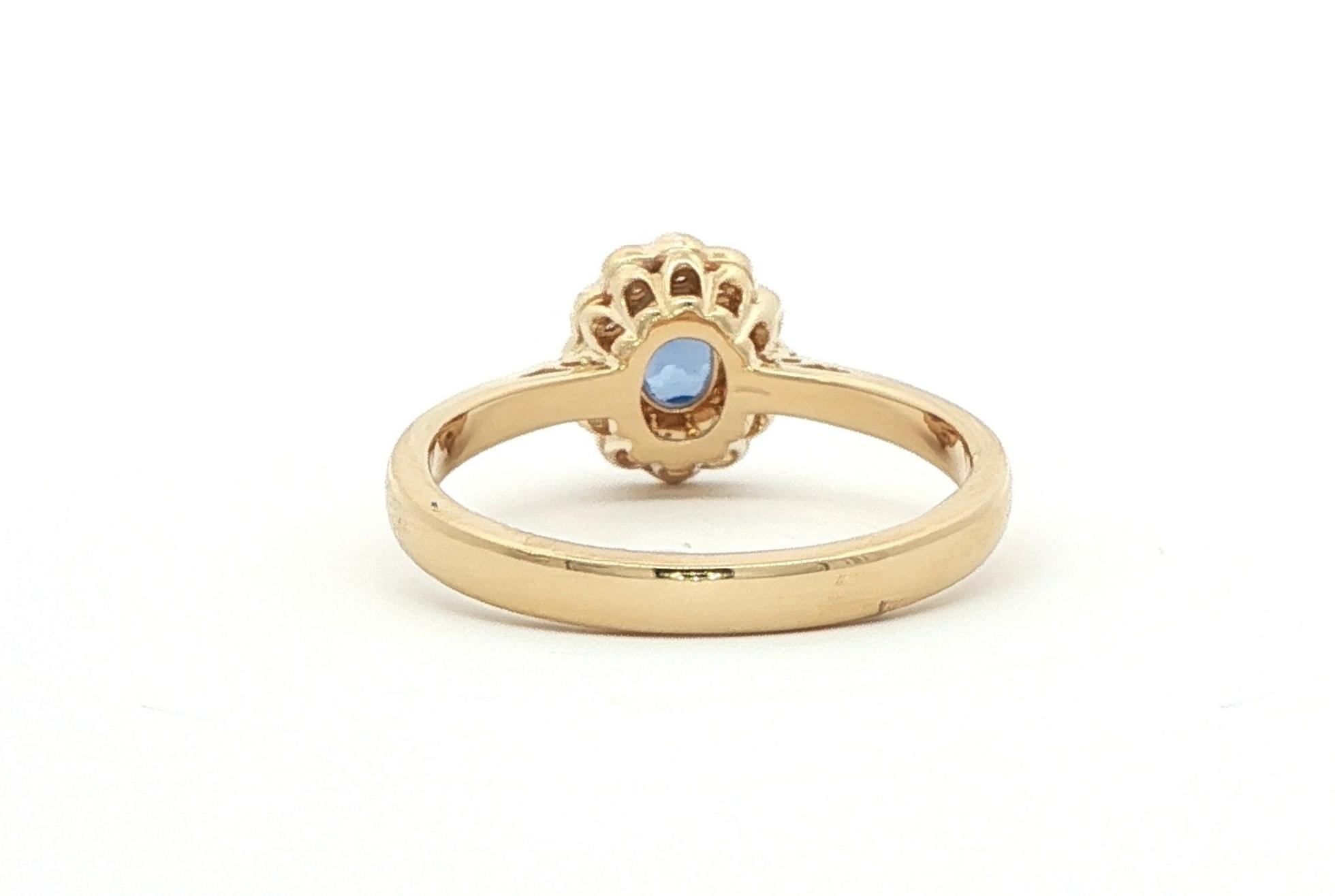 Montana Yogo Sapphire and Diamond Halo with Milgrain Ring in Yellow Gold (0.47cts TWT back